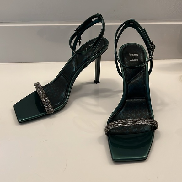 Bewitching Exclusive WICKED Strappy Stilettos from ALDO. - Picture 3 of 7